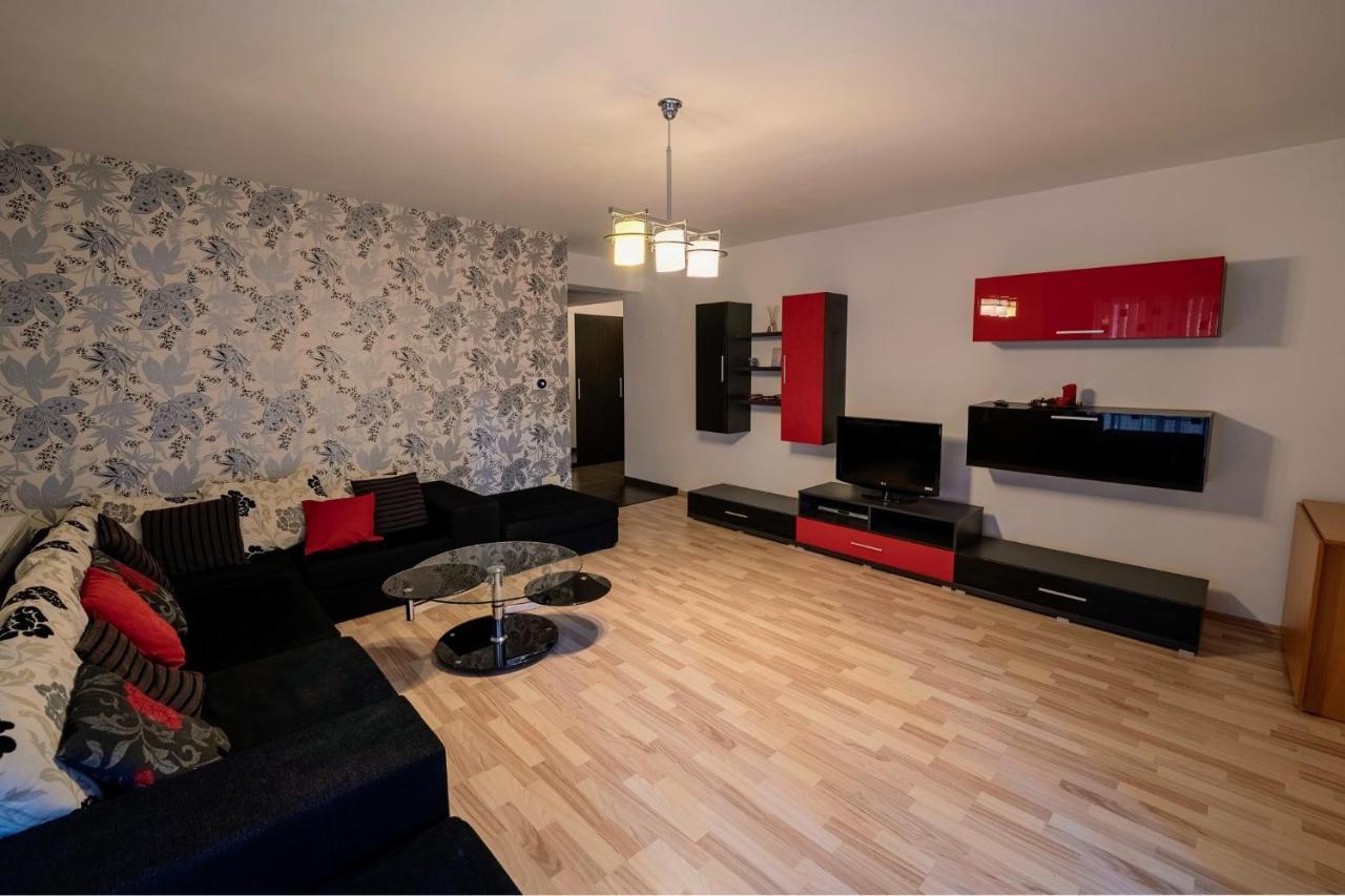 Quiet 3-Room Apt - 2 Parking Spaces - 5 Min Bus Floreşti Dış mekan fotoğraf